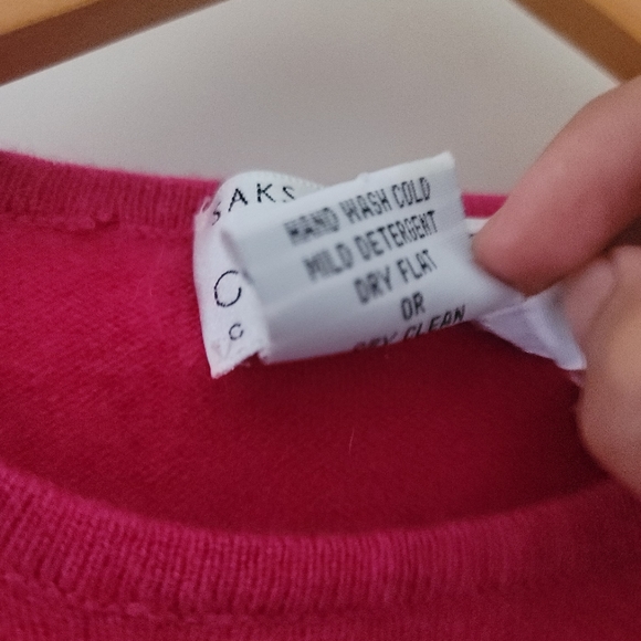 Vintage saks fifth avenue cashmere collection sweater - Picture 7 of 7